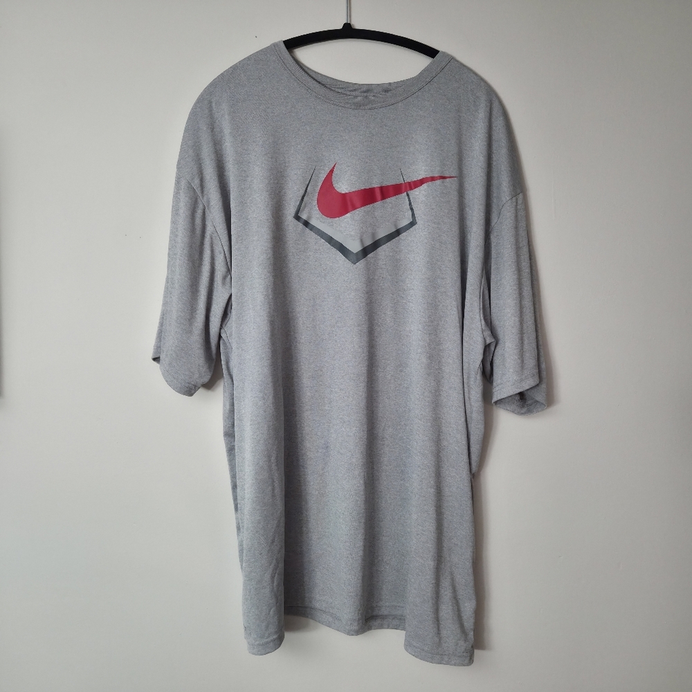 NIKE Fit Dry Men's XXL Gray baseball Lightweight Gym Workout Tee Shirt